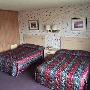 Macthrift Motor Inn